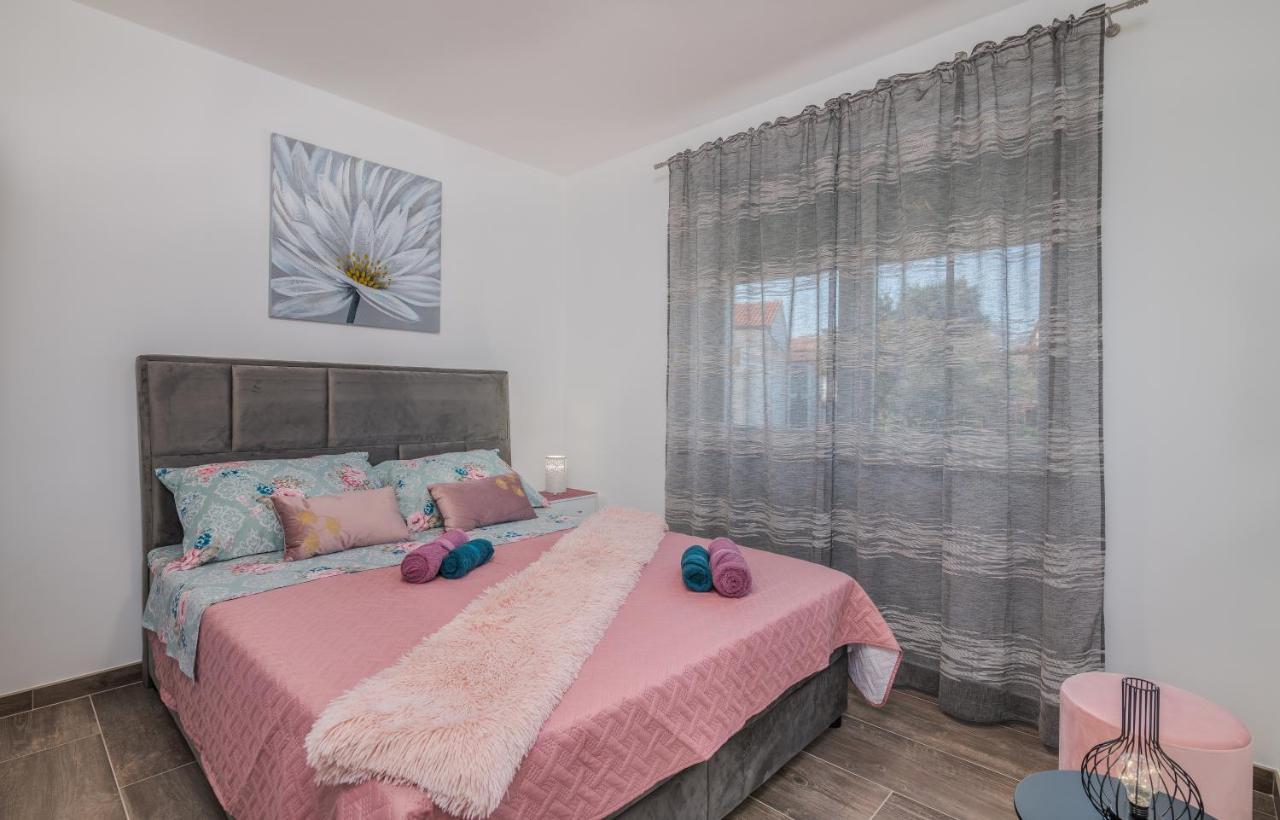 Apartman Luxury Lure Veglia Exterior foto