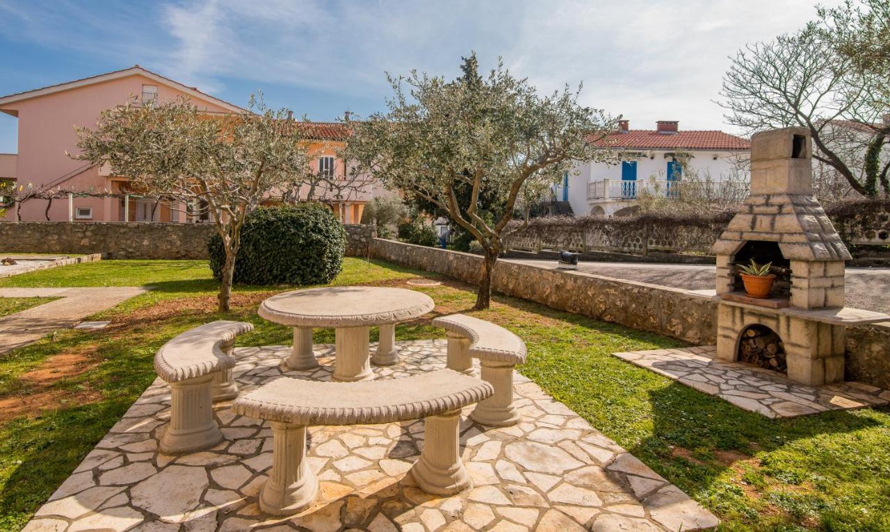 Apartman Luxury Lure Veglia Exterior foto